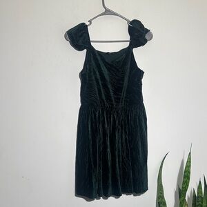 Lily Kids Formal Velvet Dress in Forest Green